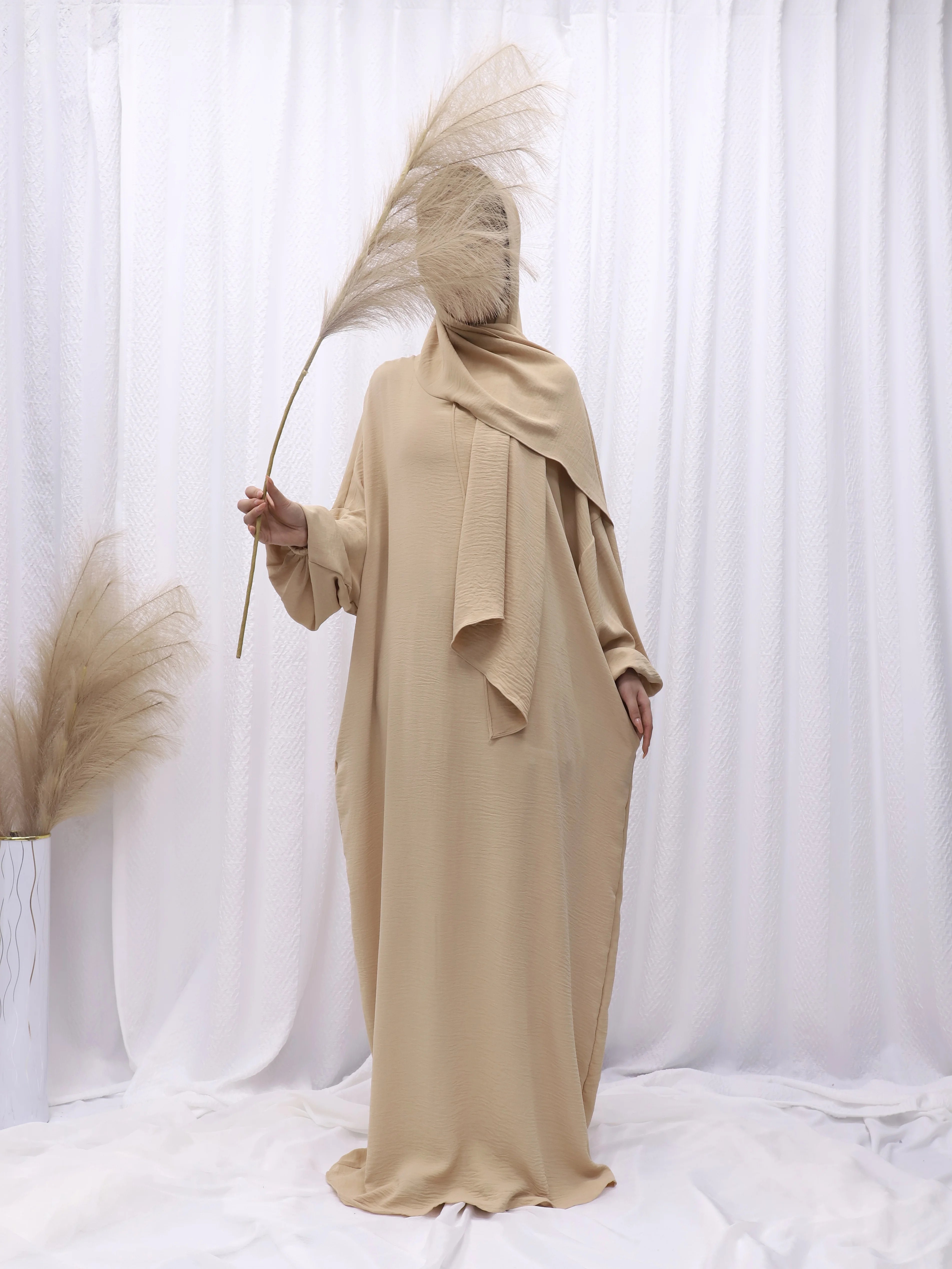 Lightweight Polyester Abaya Dress for Ladies Luxury Modest Hijab With Silk Khimar for Summer Weddings and Eids Adult Size