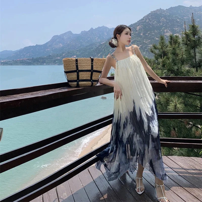 Women's Summer Vacation Pleated Gradient Temperament Camisole Skirt Design Trend