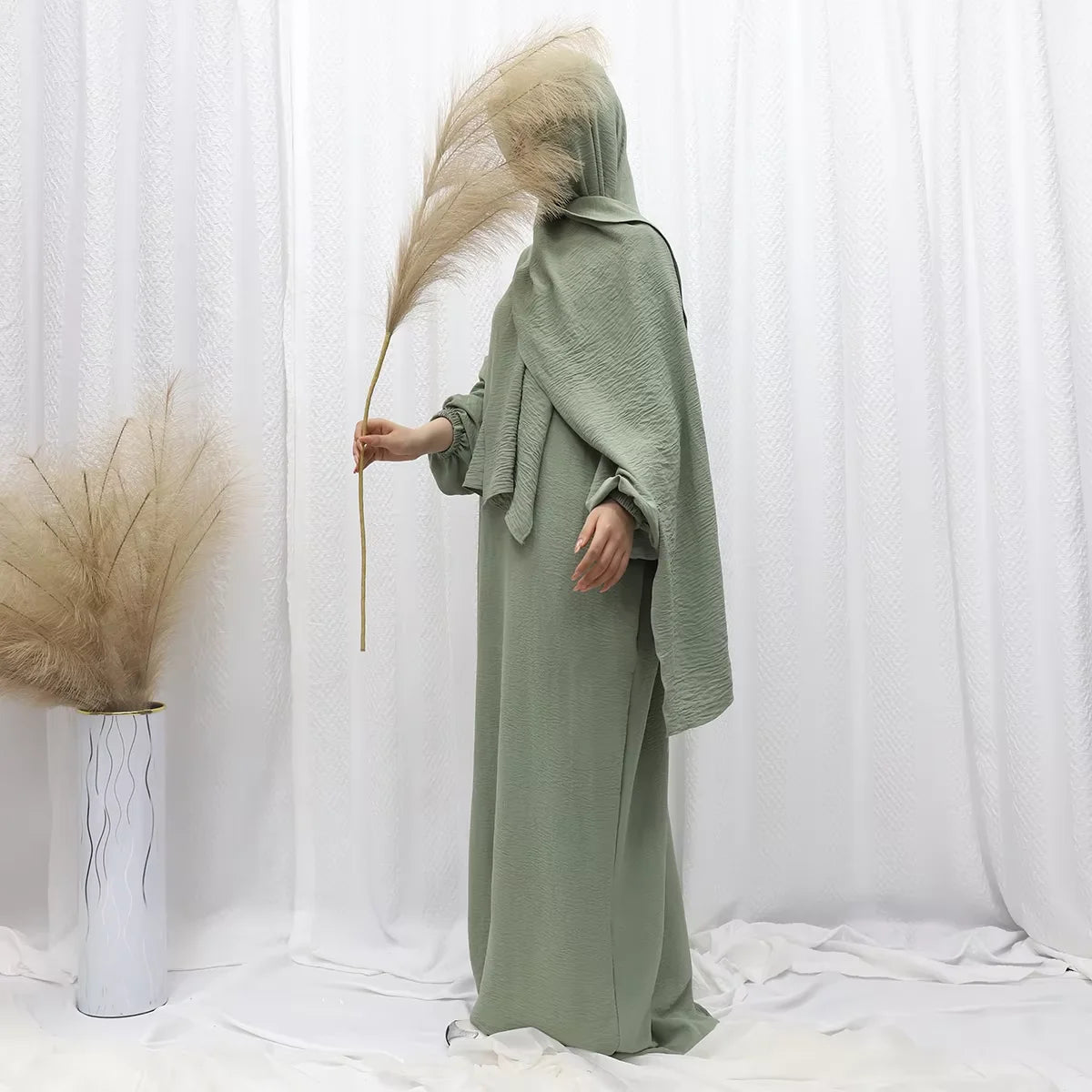 Lightweight Polyester Abaya Dress for Ladies Luxury Modest Hijab With Silk Khimar for Summer Weddings and Eids Adult Size