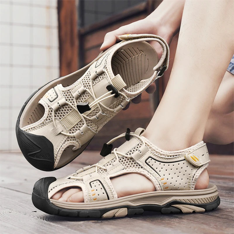 Custom LOGO Service in Ready Stock Rubber Sole Anti Slip Large Size Pure Cow Leather Men Summer Adjustable Closed Toe Sandals
