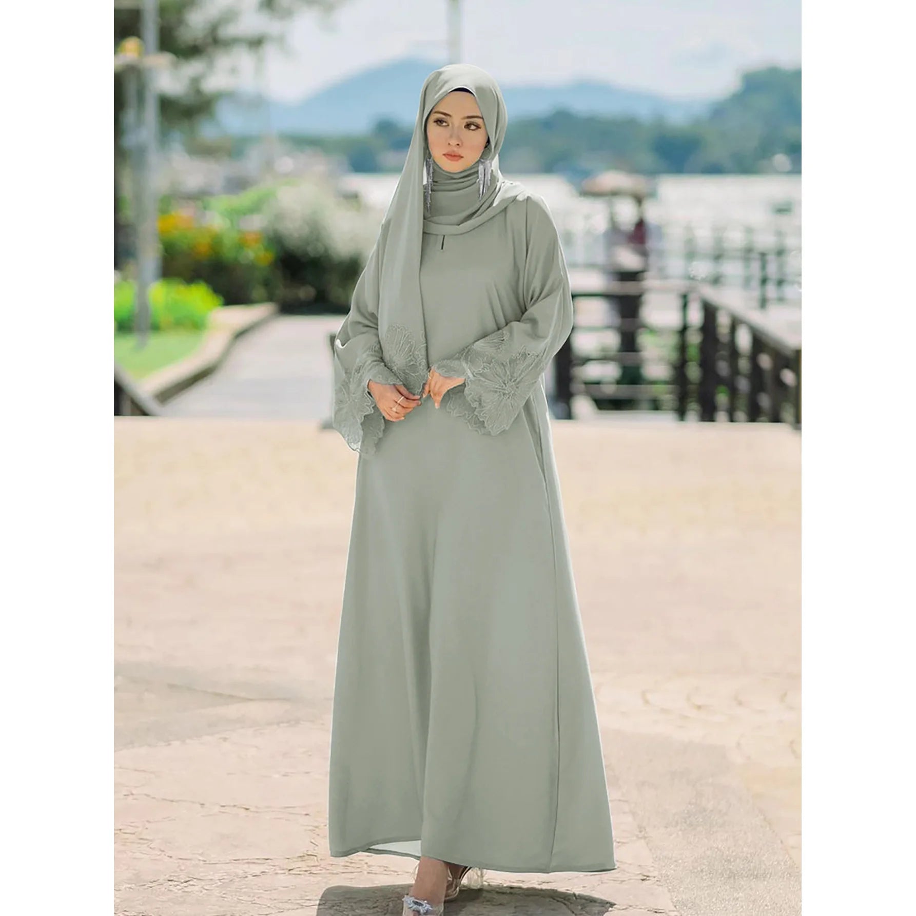 Hot Selling Muslim Women's Modest Dresses Matching Hijab Set Solid Color Elegant Floor Length Lace Splicing Floral Extra-Long