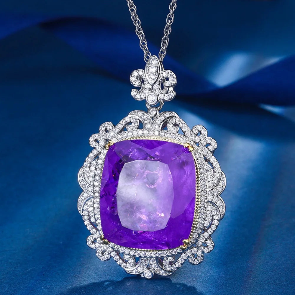 2025 New Premium Necklace Unique Inspired Design Showcase Women High-End Taste Chic Luxury Exquisite Jewelry