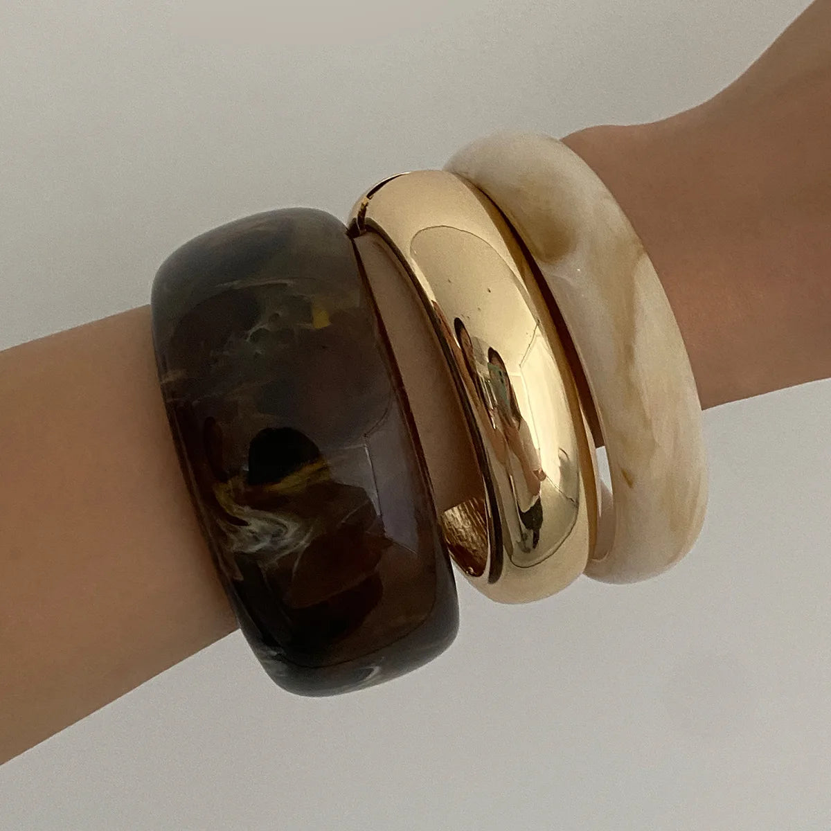 Retro Punk Beige Coffee Thick Resin Acrylic Smudging Bangles Geometric Irregular Wide Bangle Bracelet For Women Pulseras Jewelry