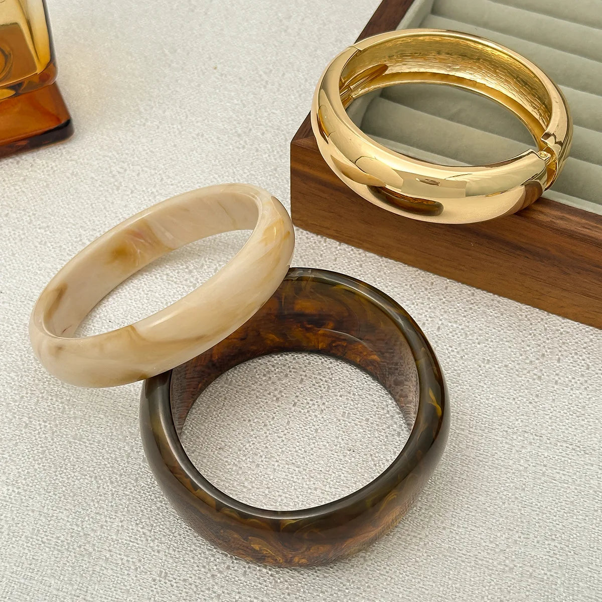 Retro Punk Beige Coffee Thick Resin Acrylic Smudging Bangles Geometric Irregular Wide Bangle Bracelet For Women Pulseras Jewelry
